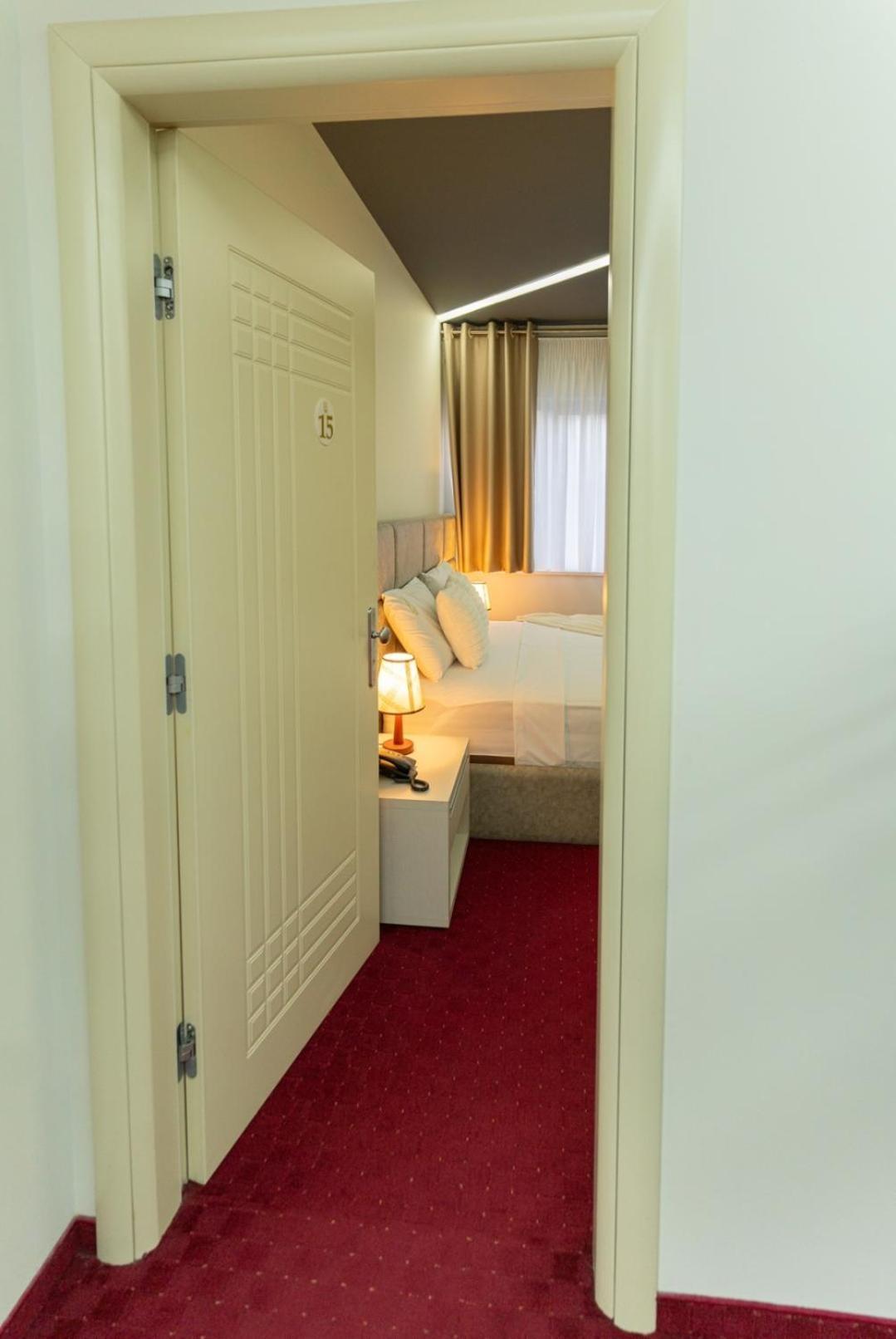Alko Hotel Shkodër Eksteriør billede
