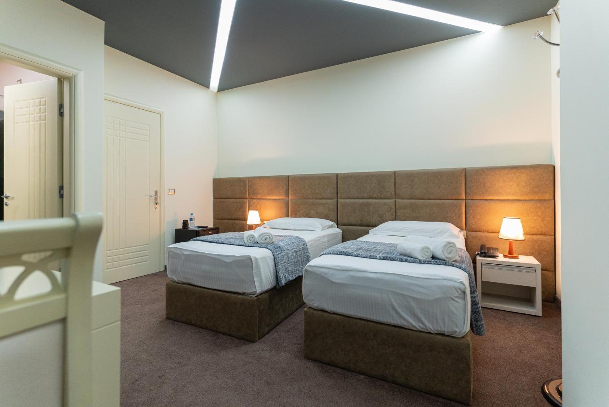 Alko Hotel Shkodër Eksteriør billede