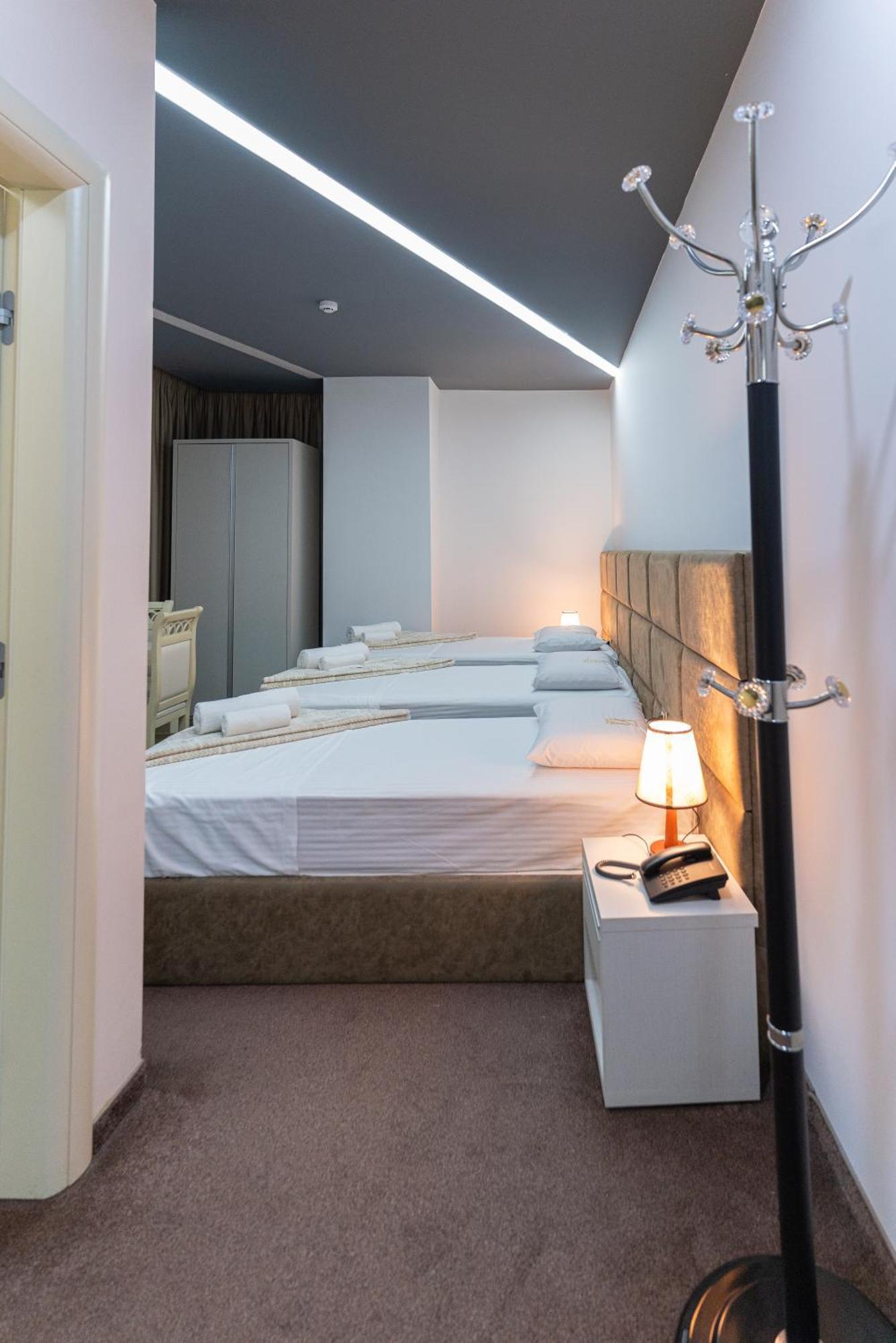 Alko Hotel Shkodër Værelse billede